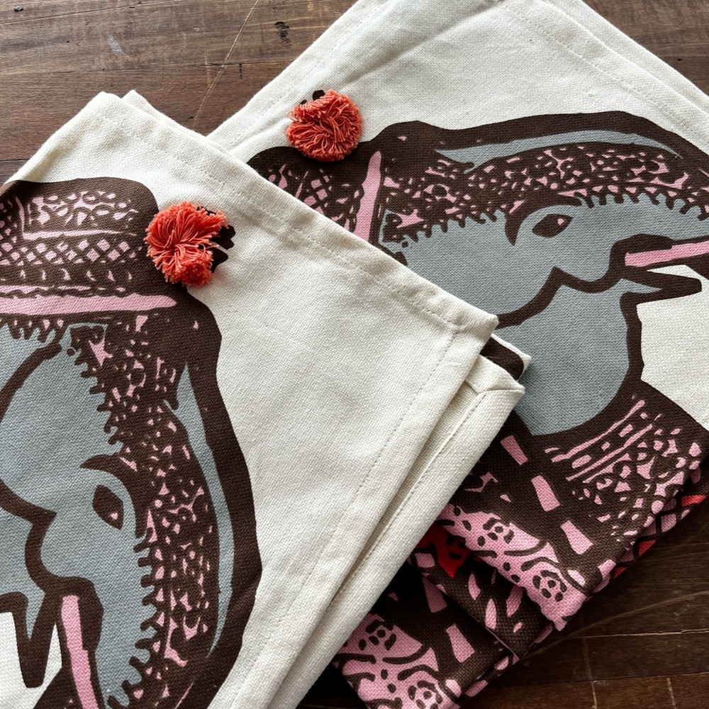 Anthropologie Elephant 4 Canvas Napkins Whimsical Print